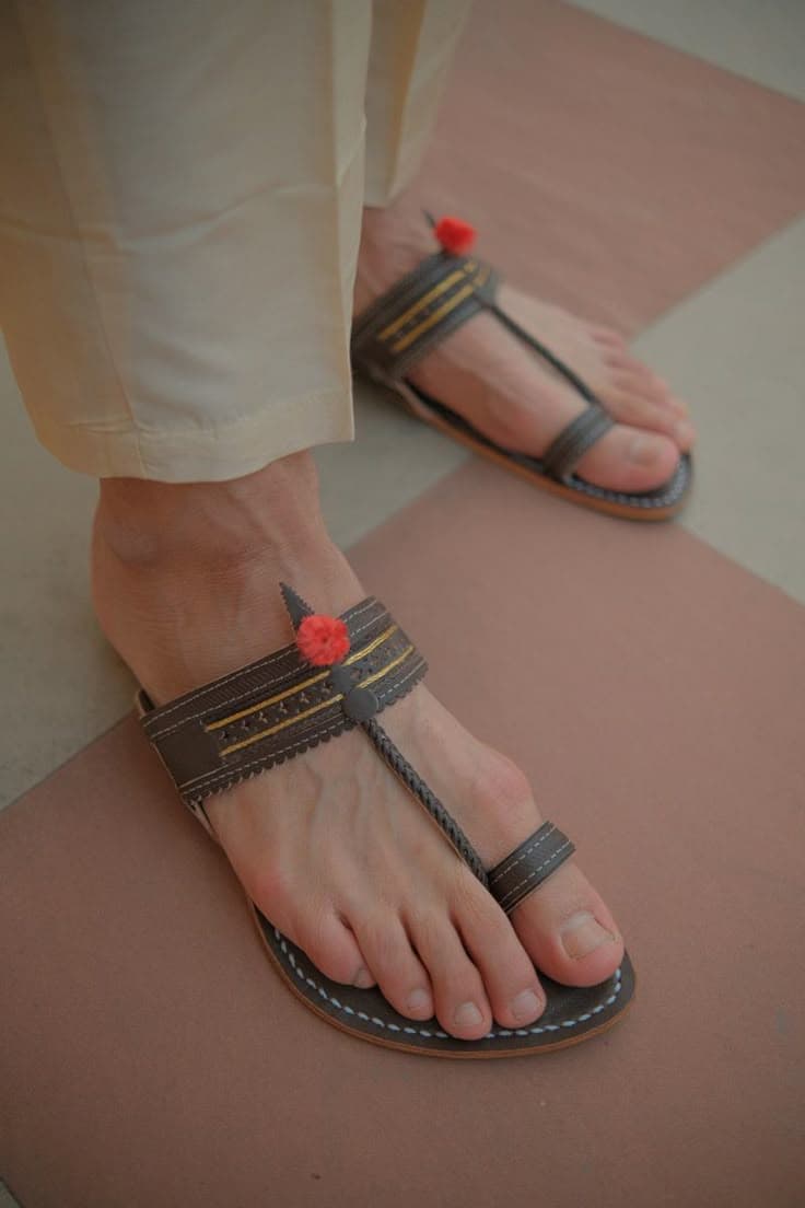 FOOTWEAR